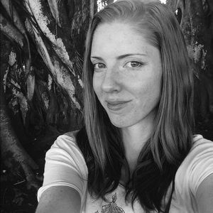 Meet your Posher, Emilee